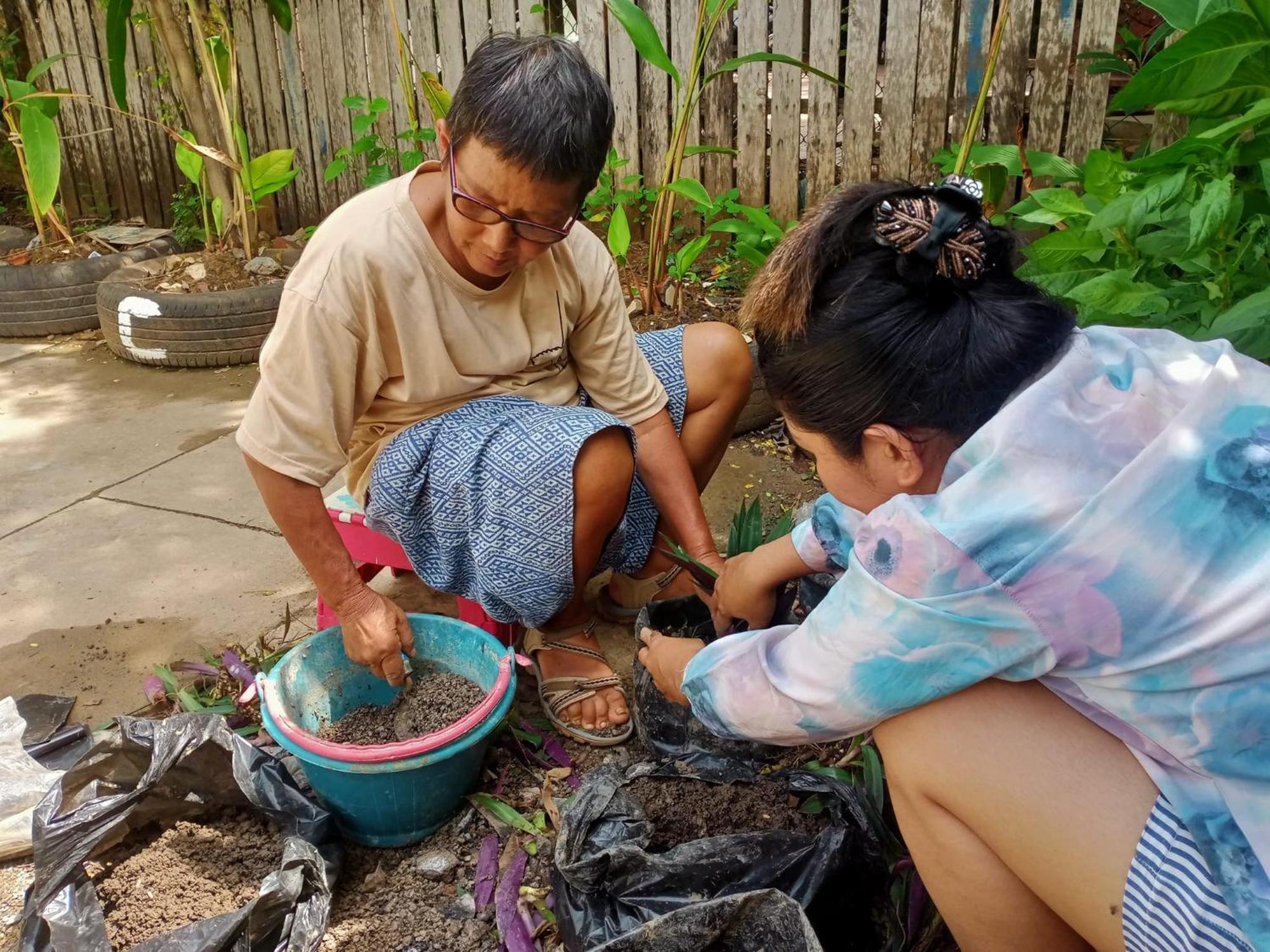 Lotus Blanc Homestay Villa Battambang Esterno foto