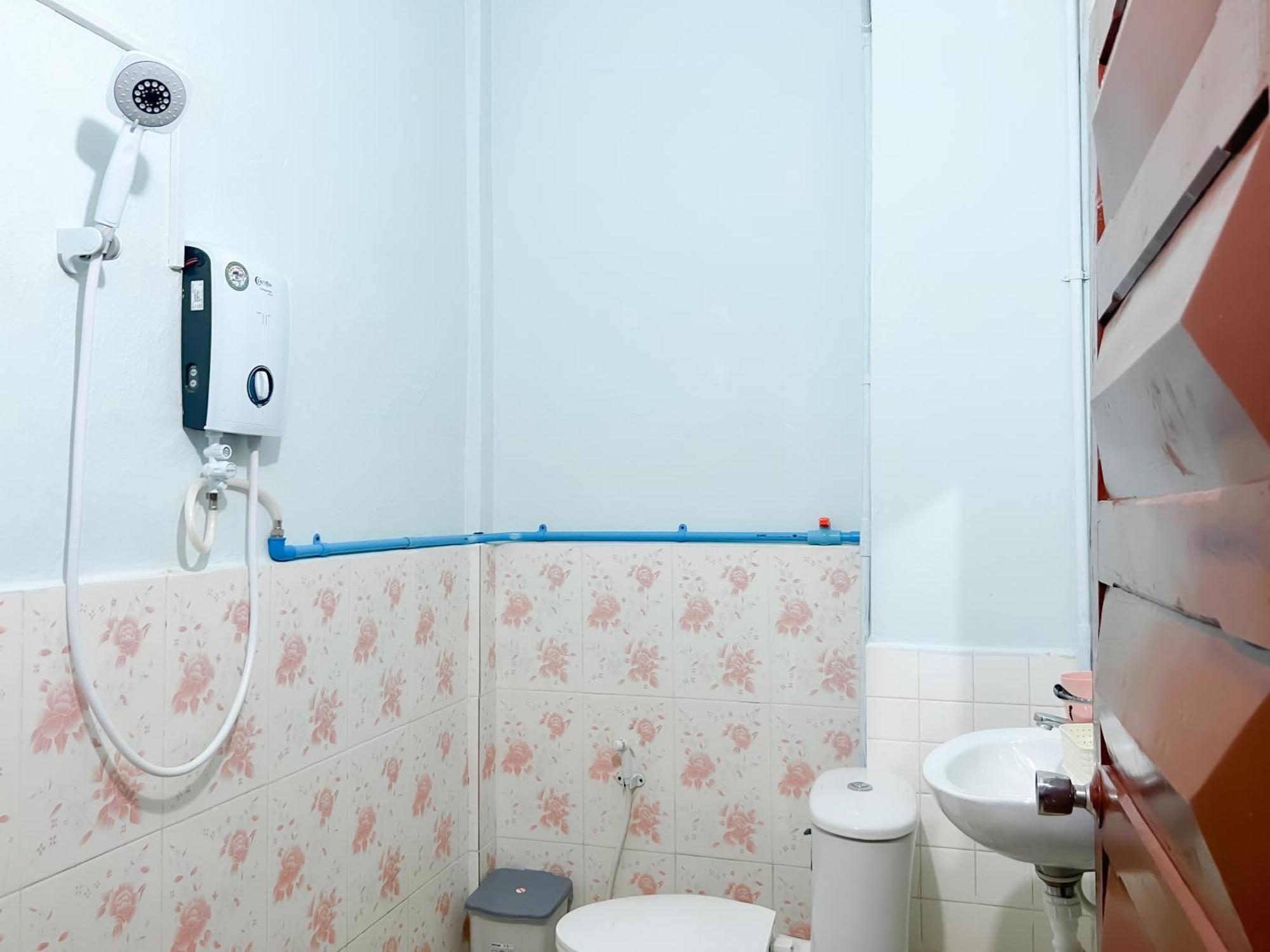 Lotus Blanc Homestay Villa Battambang Esterno foto