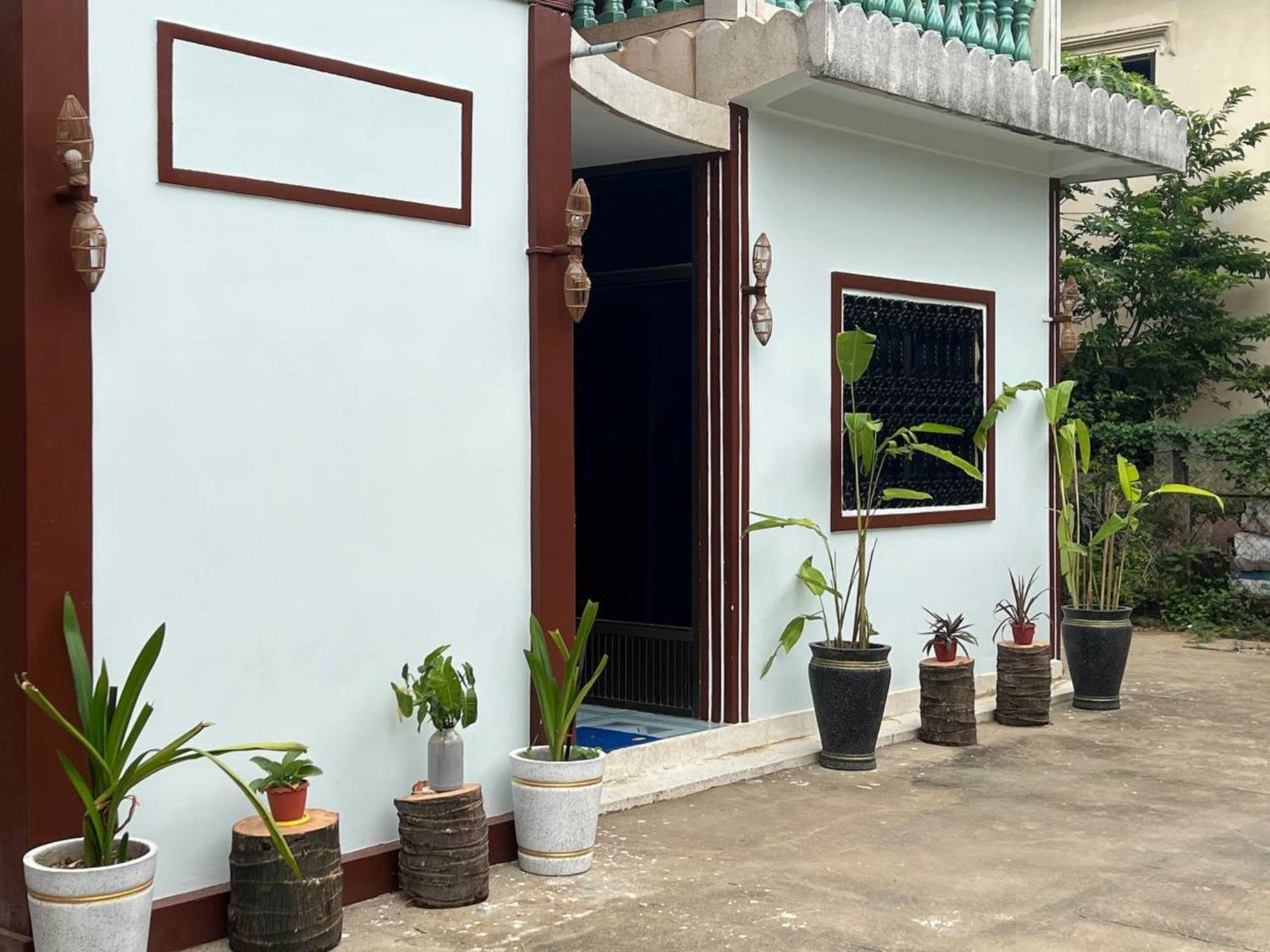 Lotus Blanc Homestay Villa Battambang Esterno foto